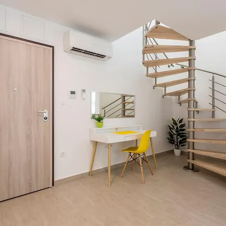 Apartment By The Sea Podstrana, Split - 20669 Podstrana